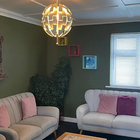 Station House Apartment