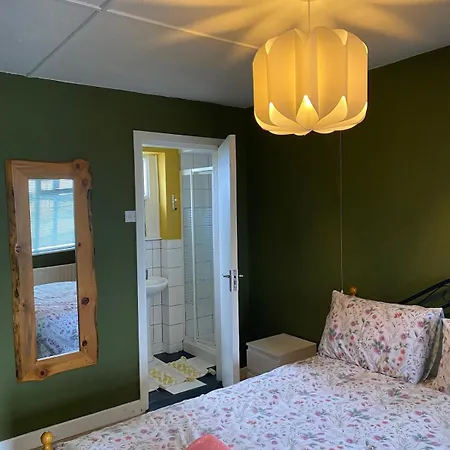 Station House Apartment Milltown Malbay