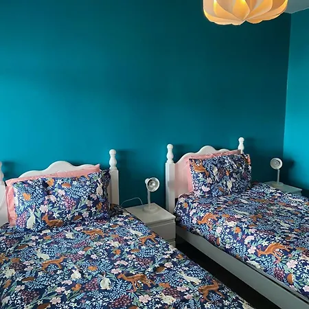 Daire Station House *